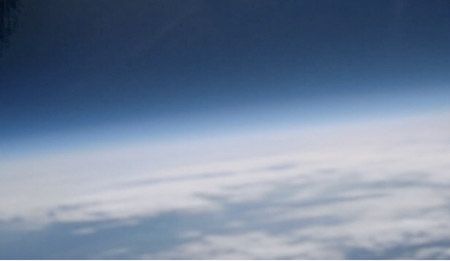 Dziewięciolatek wysyła balon na granicę kosmosu [wideo]