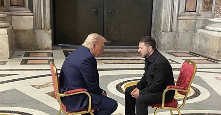 O czym rozmawiał Trump z Zełenskim? Czytała z ruchu warg