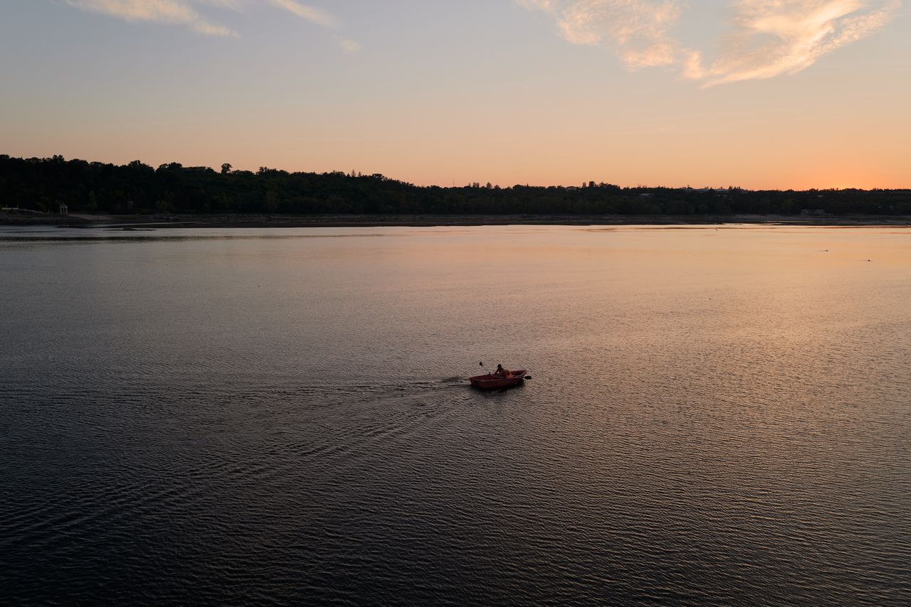 Rosyjscy �żołnierze nie chcą forsować Dniepru. "Niszczą łodzie"