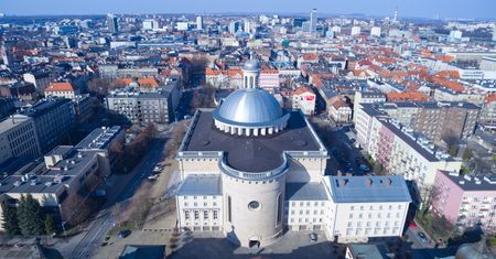 Koronawirus w Polsce. Kuria Metropolitarna w Katowicach zamknięta