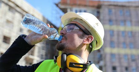 Gorąco w pracy? W tych sytuacjach możesz pracować krócej