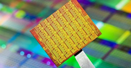 Intel porzuca 10-nm litografię? Jest oświadczenie producenta