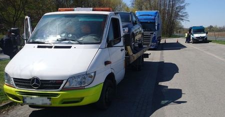 GITD zatrzymało lawetę. Kierowcy grozi 16 tys. zł kary