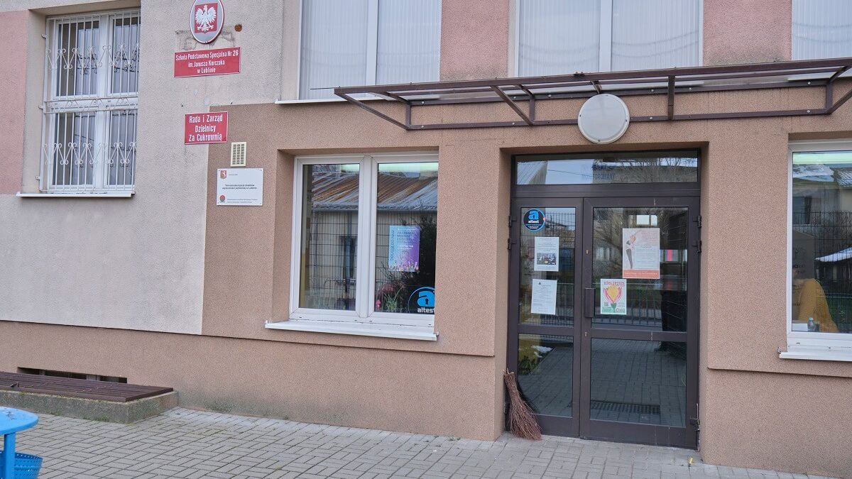 Licealiści VII LO przeniosą się na stałe na ul. Krochmalną