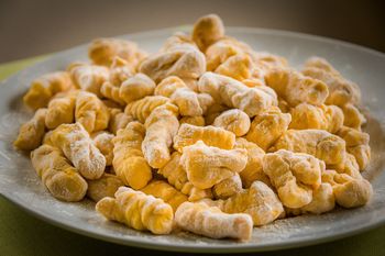 Zagniatam zamiast makaronu. Nawet rosołem można się najeść