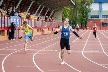 Sportowe emocje w Białymstoku: rekordowe rzuty i szybkie biegi