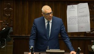 Giertych wymienił dwóch polityków PiS i pokazał pismo. "Nadzieja"