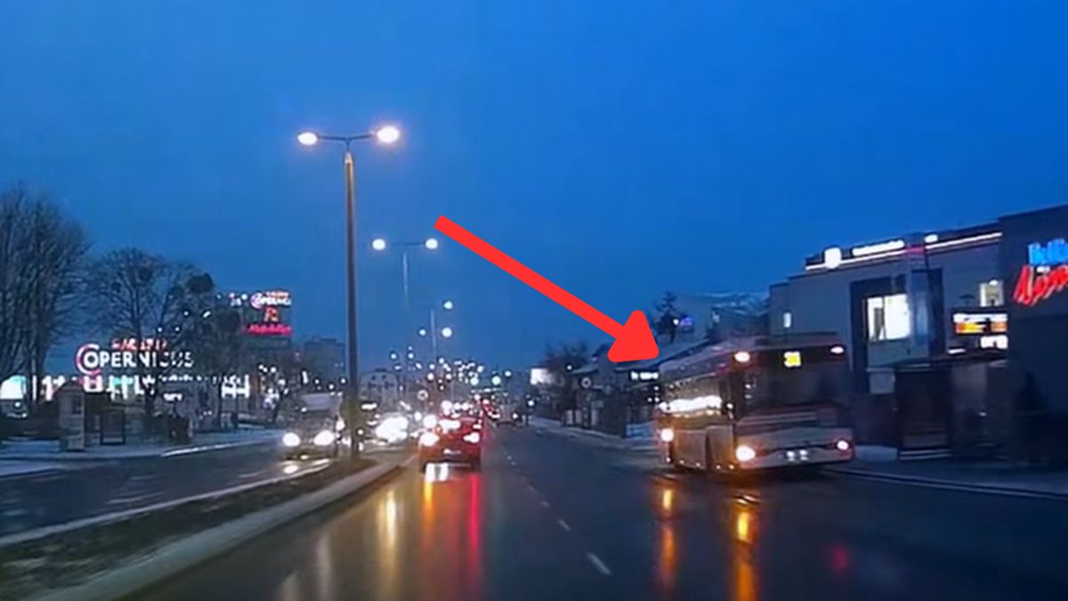 Nagranie autobusu pojawiło się w sieci