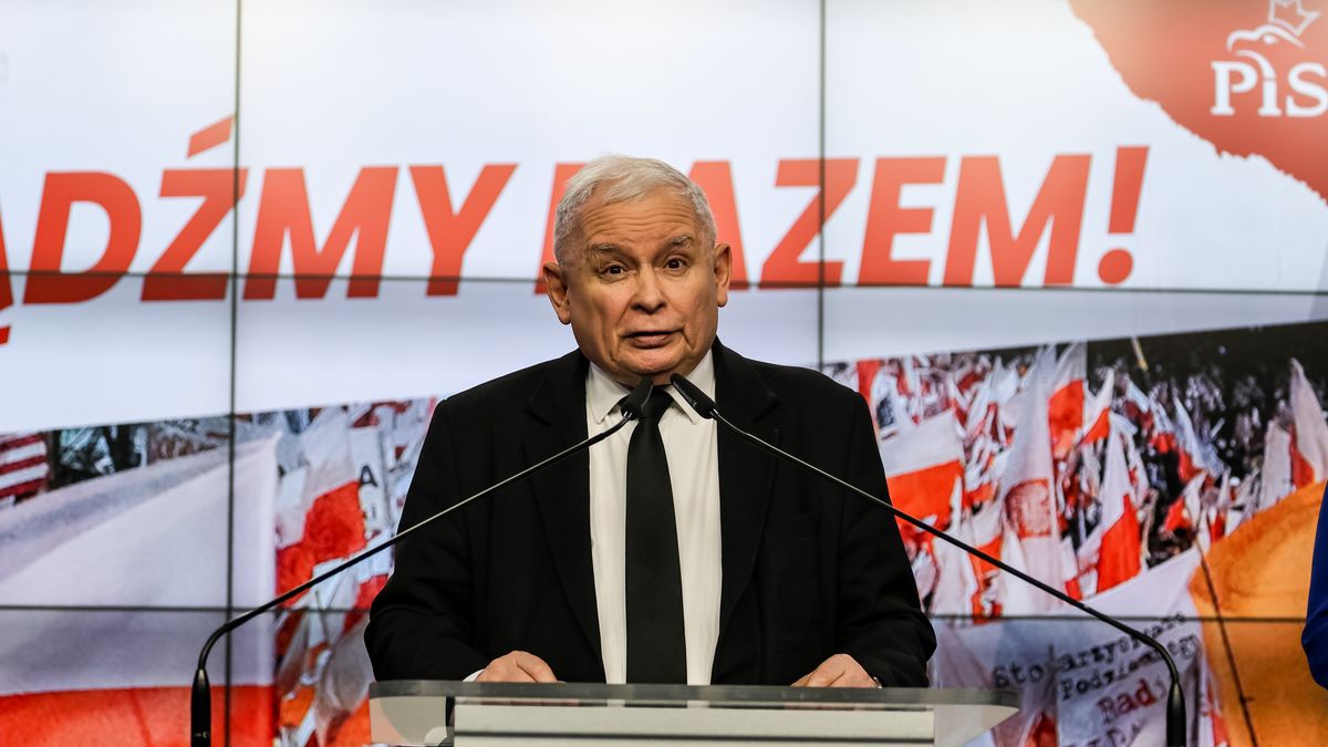 Jaroslaw Kaczynski, the leader of the Law and Justice political party, gives a press conference in the party headquarters amid chaos created by legal disagreement between the new government of Donald Tusk and the previous government in Warsaw, the capital of Poland, on January 26, 2024. Current government took over the power in Poland on December 13 2023, Taking over from the Law and Justice political party, who has ruled for 8 years. Both sides accuse each other of unconstitutional acts, and de facto two legal systems are present in the country. (Photo by Dominika Zarzycka/NurPhoto via Getty Images)