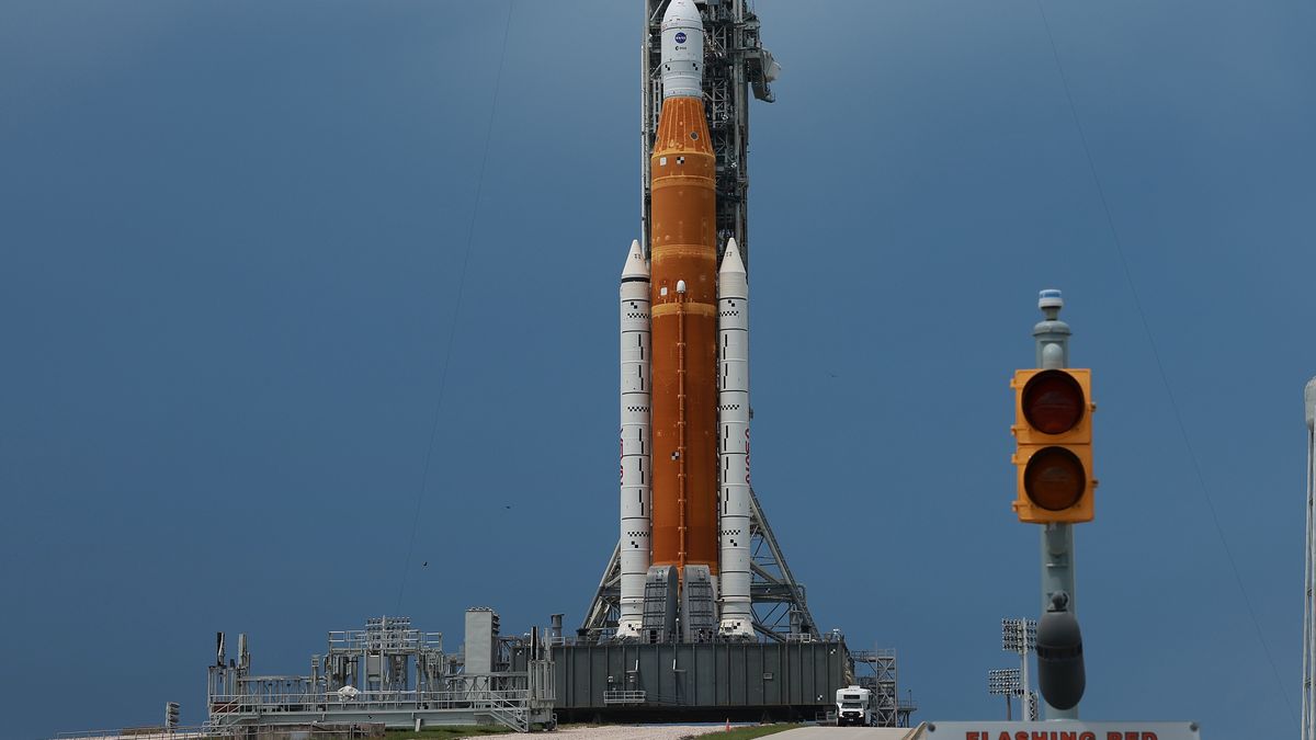 CAPE CANAVERAL, FLORIDA - AUGUST 26: NASA’s Artemis I rocket sits on launch pad 39-B at Kennedy Space Center as it is prepared for an unmanned flight around the moon on August 26, 2022 in Cape Canaveral, Florida. The launch is scheduled for Monday between 8:33am and 10:33am and would be the furthest into space any vehicle intended for humans has ever traveled before. (Photo by Joe Raedle/Getty Images)