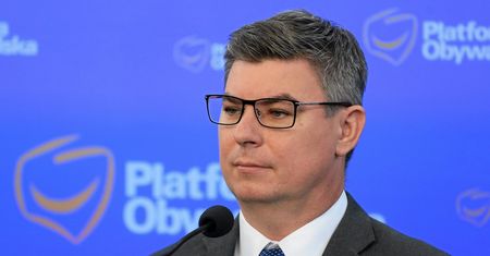"Znowu kłamią". Rzecznik PO punktuje TVP