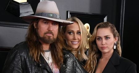 Rodzice Miley Cyrus ROZWODZĄ SIĘ po 30 latach małżeństwa!
