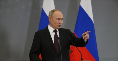 Putin wprowadza stan wojenny. "Ukraińcy będą przeżywać gehennę"
