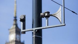 Syreny alarmowe w Warszawie. Dlaczego zawyją dziś w stolicy?