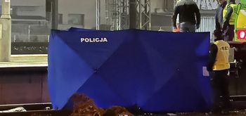 Pow. legionowski: Mężczyzna wtargnął pod pociąg. Pieszy zginął na miejscu