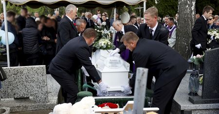 Ujawnili koszty pogrzebu Kamilka. 800 zł dla księdza, 6000 zł za grób