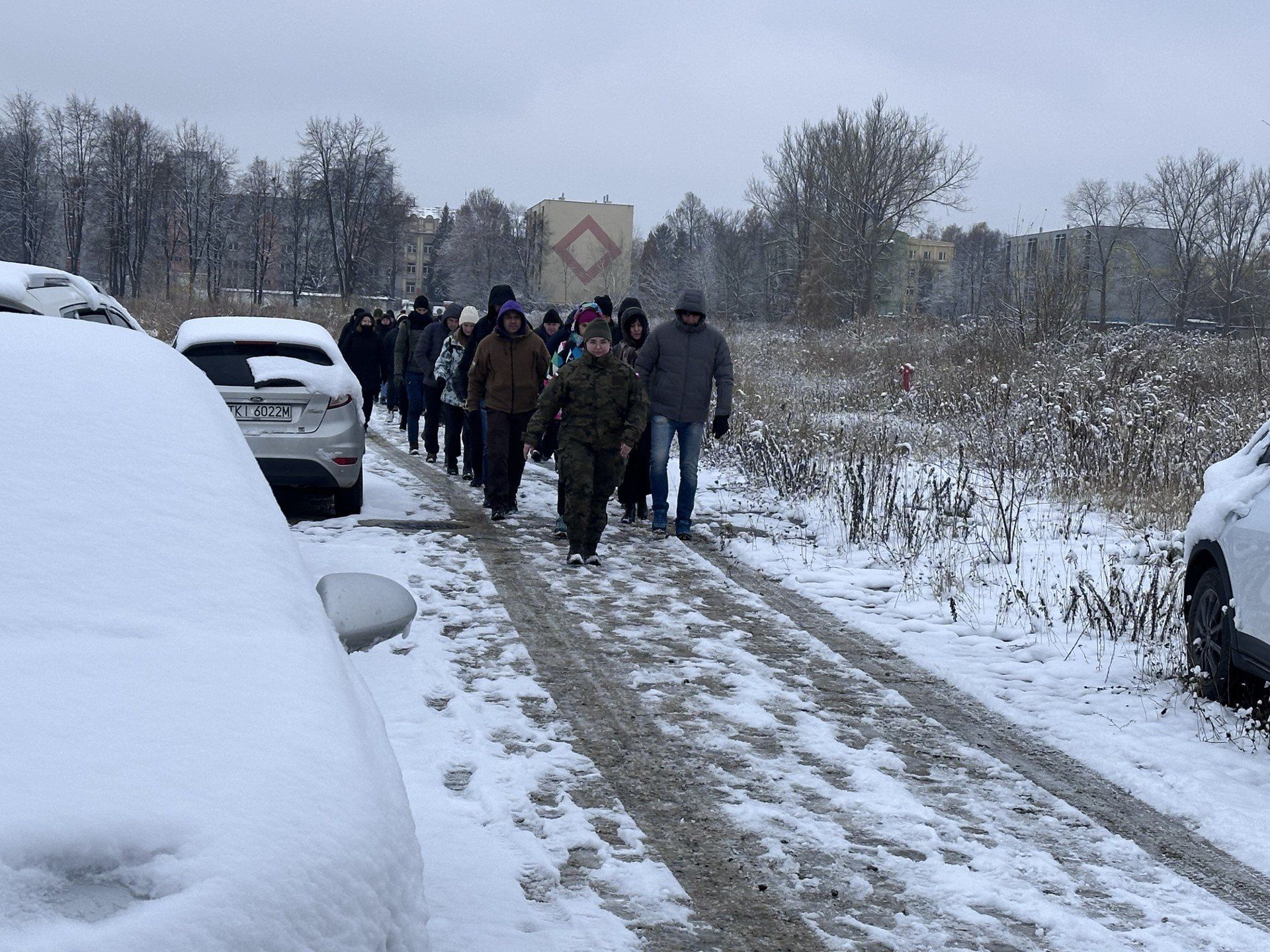 Szkolenie z gotowości obywatelskiej w Świętokrzyskiem - WOT uczy survivalu i cyberbezpieczeństwa