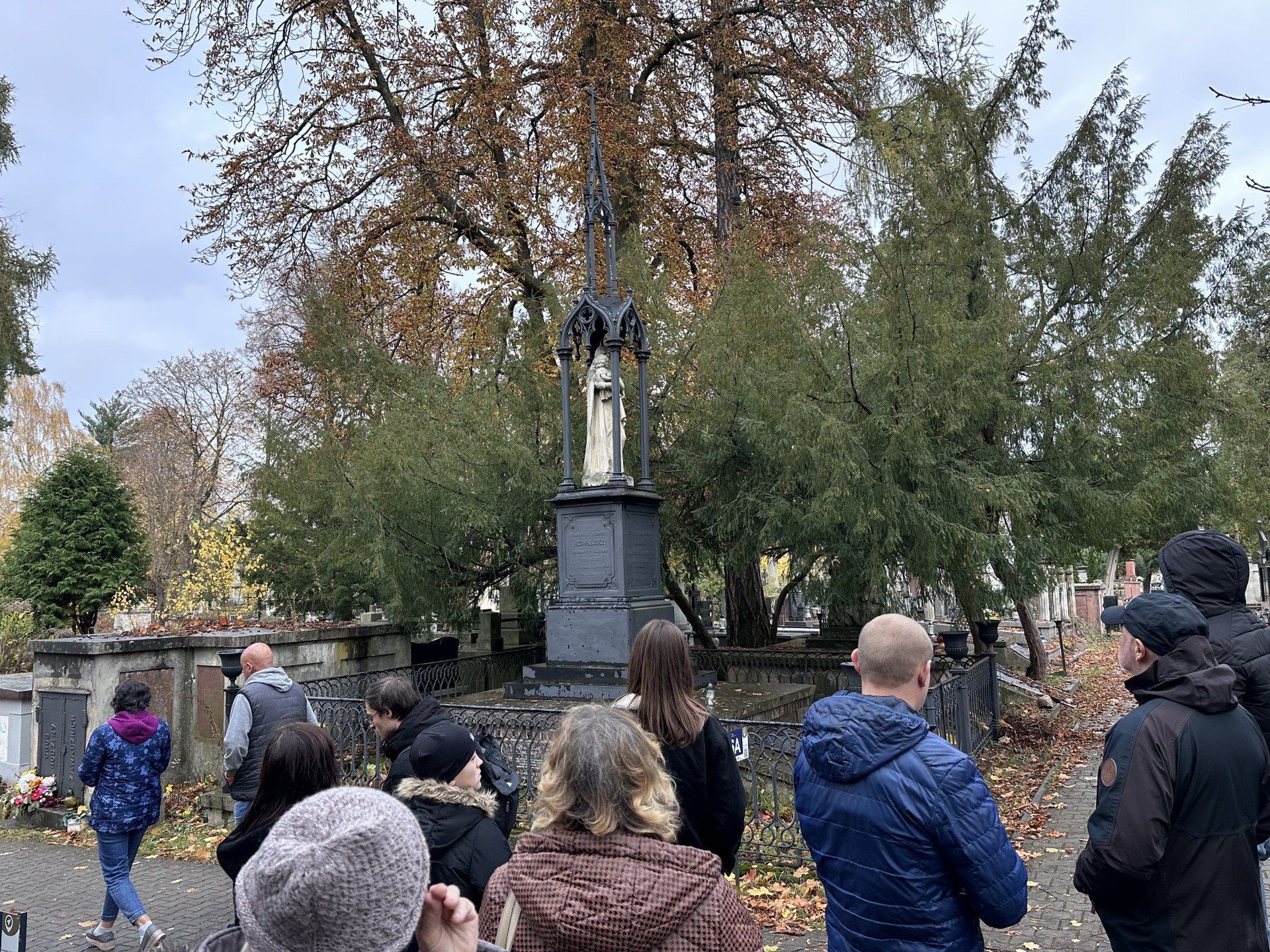 Spacer śladami historii po kieleckim Cmentarzu Starym