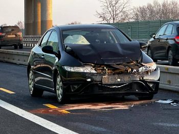 Siedlin: Zderzenie trzech pojazdów na DK7