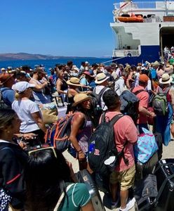 Turystka w Grecji narzekała na... turystów. "Tu jest za dużo ludzi"