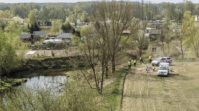 Kacperek zaginął na działce w Nowogroźcu pod Bolesławcem