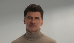 Tomasz Kammel reklamuje Giacomo Conti