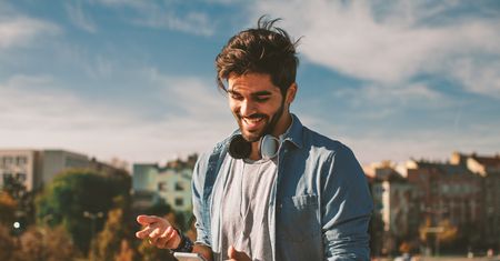 Upoluj Samsunga z serii Galaxy S21 w przedsprzedaży w x-kom