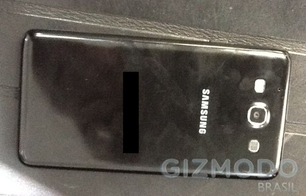 Kolejne zdjęcia - Samsung Galaxy S III w przebraniu? 2
