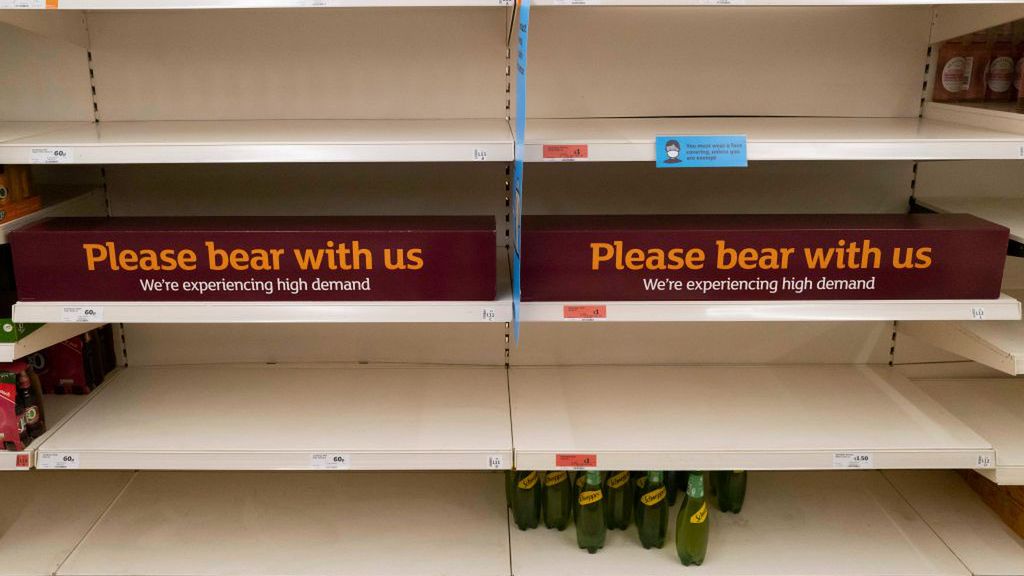 Brexit. Zdjęcia pustych półek sklepowych napływają z Wielkiej Brytanii od kilku dni.