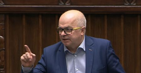 Wielkie napięcie w Sejmie. Zimoch wyznał, jak go potraktowano