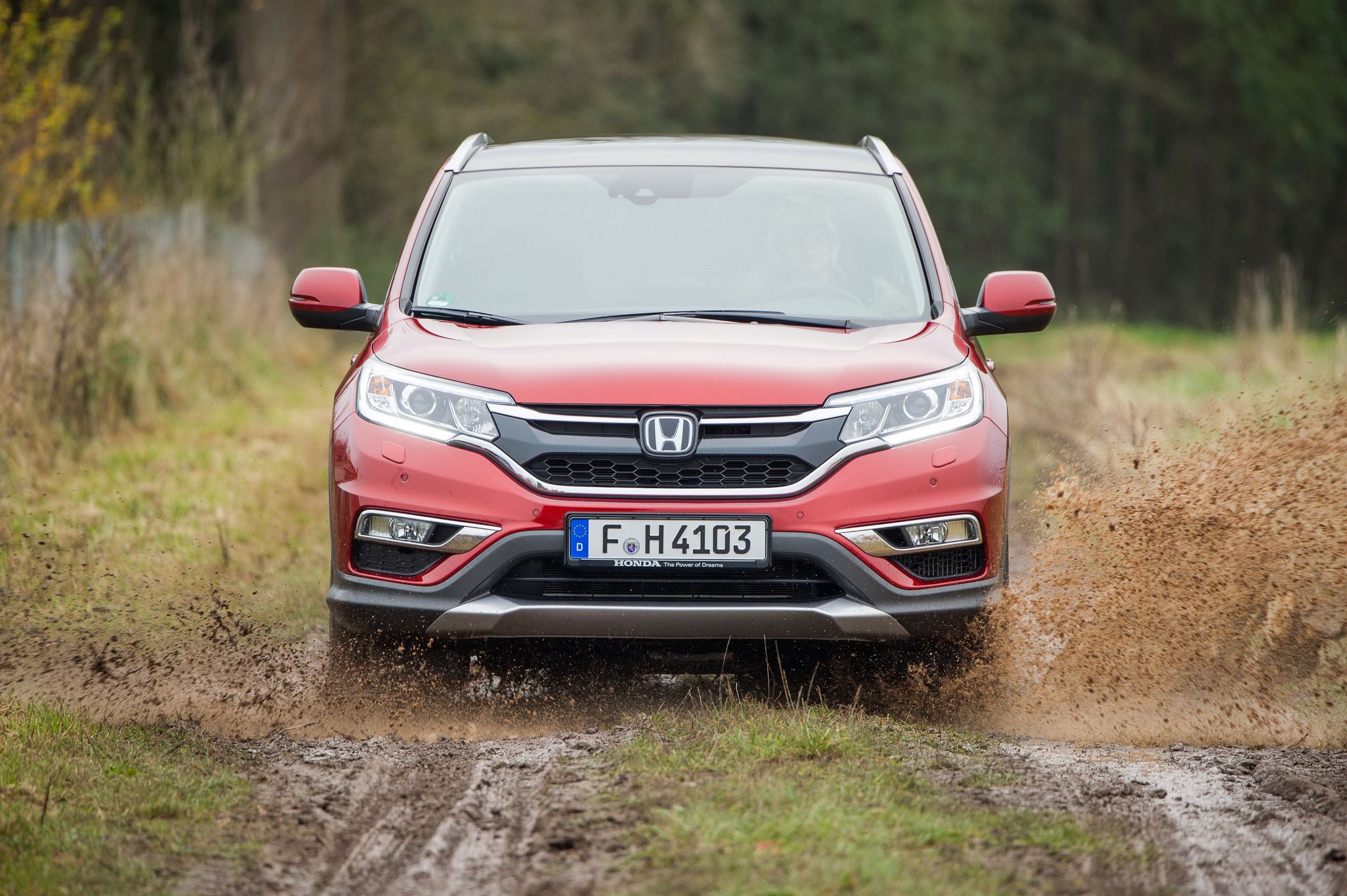 Honda CR-V nie ma aspiracji terenowych i nie nadaje się do takie