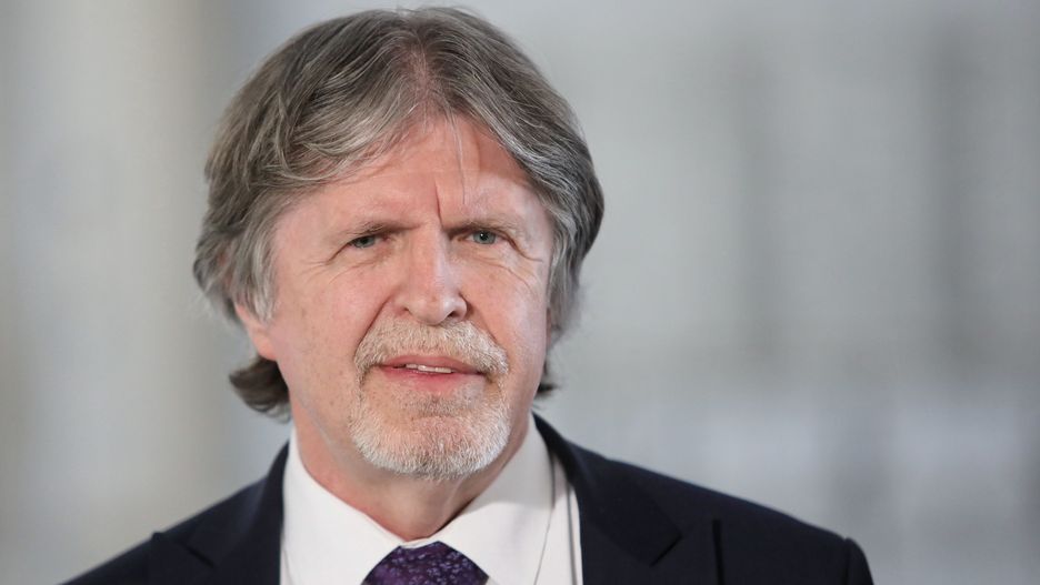 Koronawirus w Polsce. Andrzej Sośnierz krytykuje działania rządu dotyczące walki z epidemią 