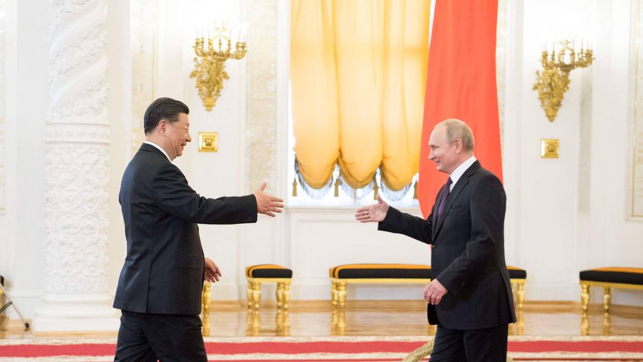 XINHUA-PICTURES OF THE YEAR 2019
(200105) -- BEIJING, Jan. 5, 2020 () -- Chinese President Xi Jinping shakes hands with Russian President Vladimir Putin ahead of their talks in Moscow, Russia, June 5, 2019. (/Li Xueren) 
Dostawca: PAP/Photoshot
Li Xueren
wn, 02.01.2020, 344849, B950_344849, B950, XxjpbeE007257_20200105_PEPFN0A001, ZB950_344849_0014, RDP1_20200105, zdjecie 2019 roku