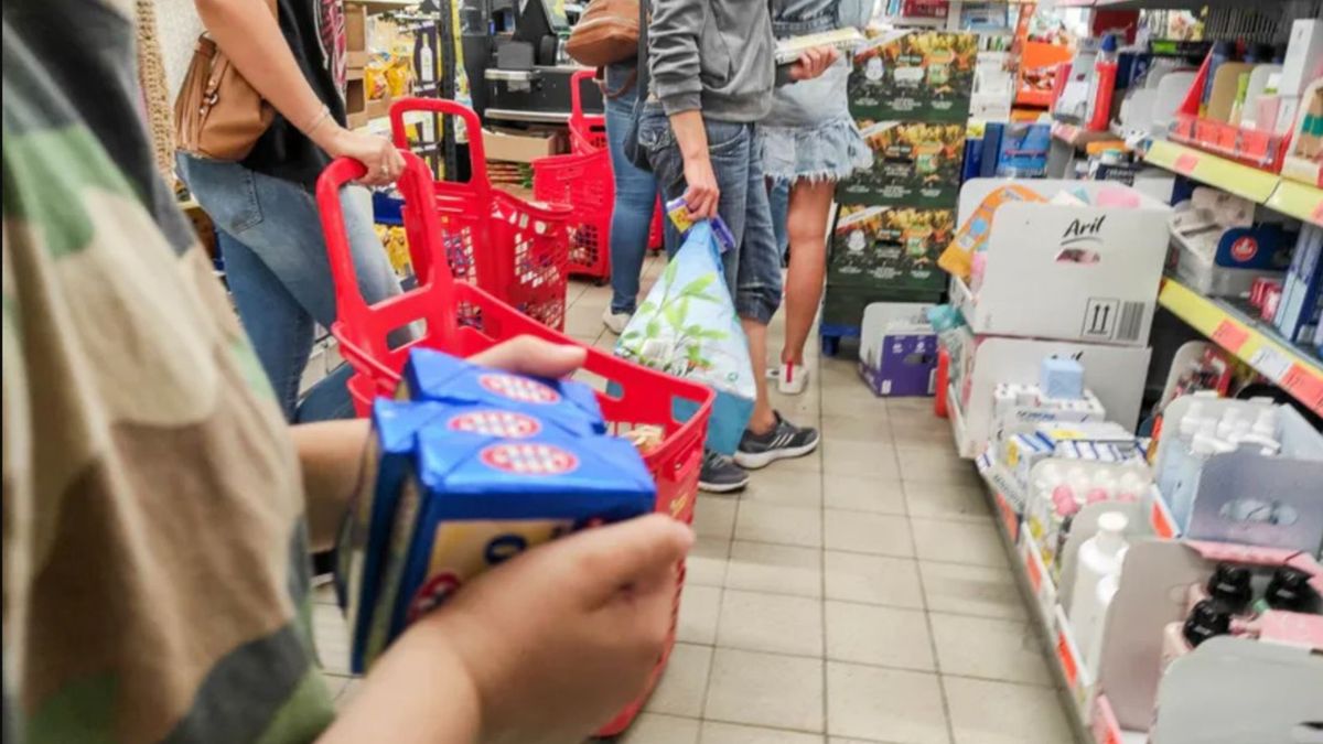 Zamykają jeden z ulubionych sklepów Polaków. To przez gryzonie