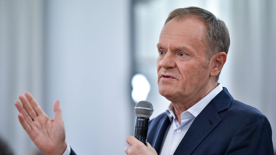 Donald Tusk w trakcie spotkania z sympatykami w Siedlcach.