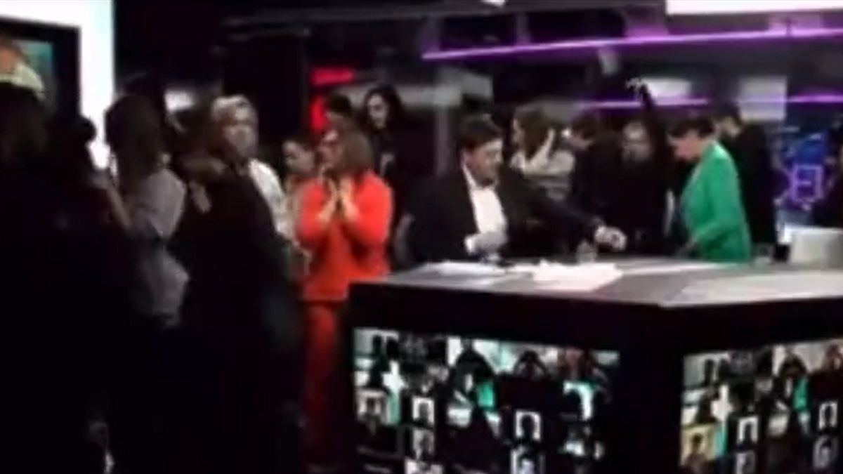 Pracownicy telewizji Dożd postanowili zaprotestować 