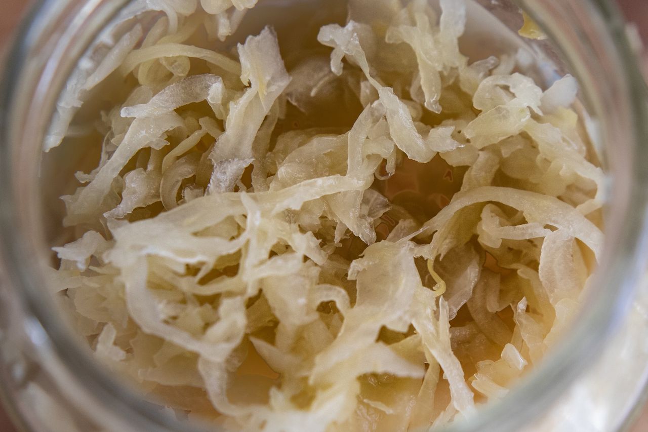 What properties does sauerkraut have?