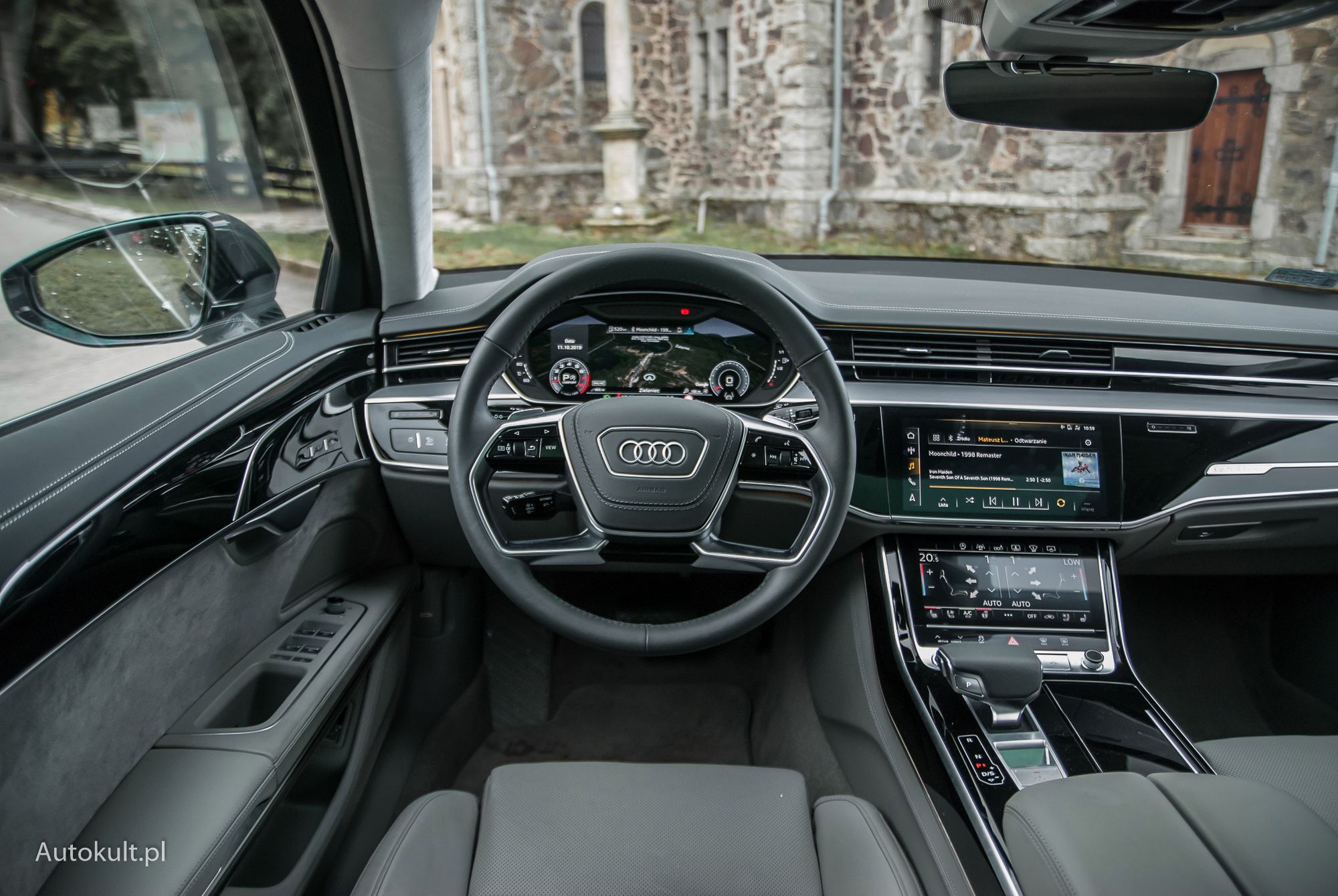 Audi A8 55 TFSI