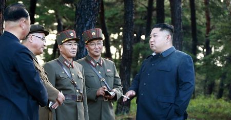 Korea Północna odcięta. Wysadzili drogi i tory