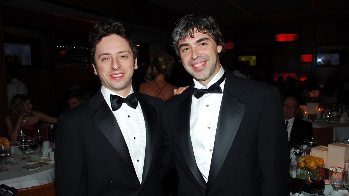 Od lewej: Siergiej Brin i Larry Page. Fortuny założycieli Google spuchły po najnowszym ogłoszeniu firmy. 