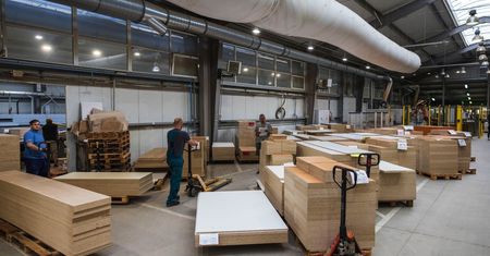 Polski gigant przeniesie 200 pracowników. Mają dojeżdżać trzy godziny