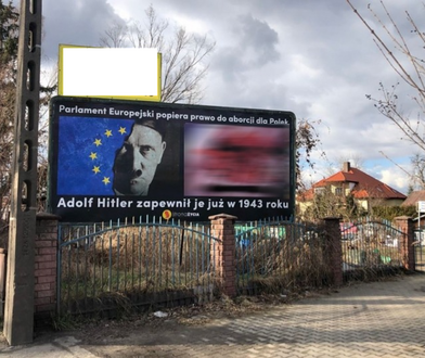 Hitler na tle flagi UE, obok martwy płód. Prokuratura: nie widać znamion czynu zabronionego
