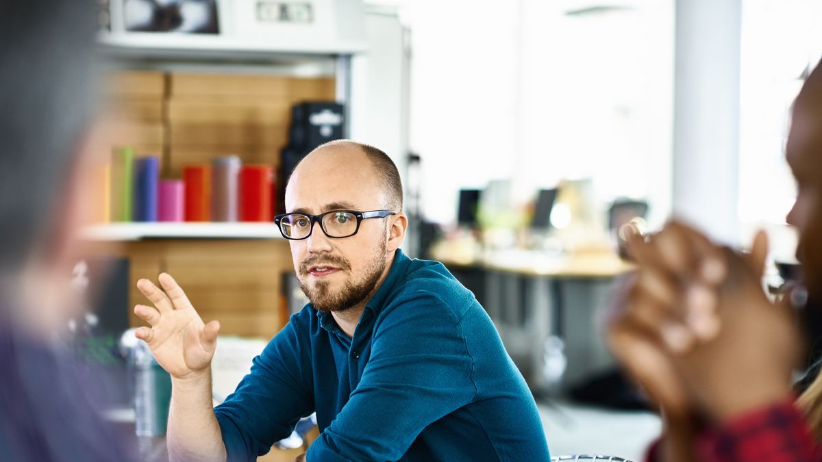 Język, jakim operujemy w pracy, wpływa na nasz autorytet 