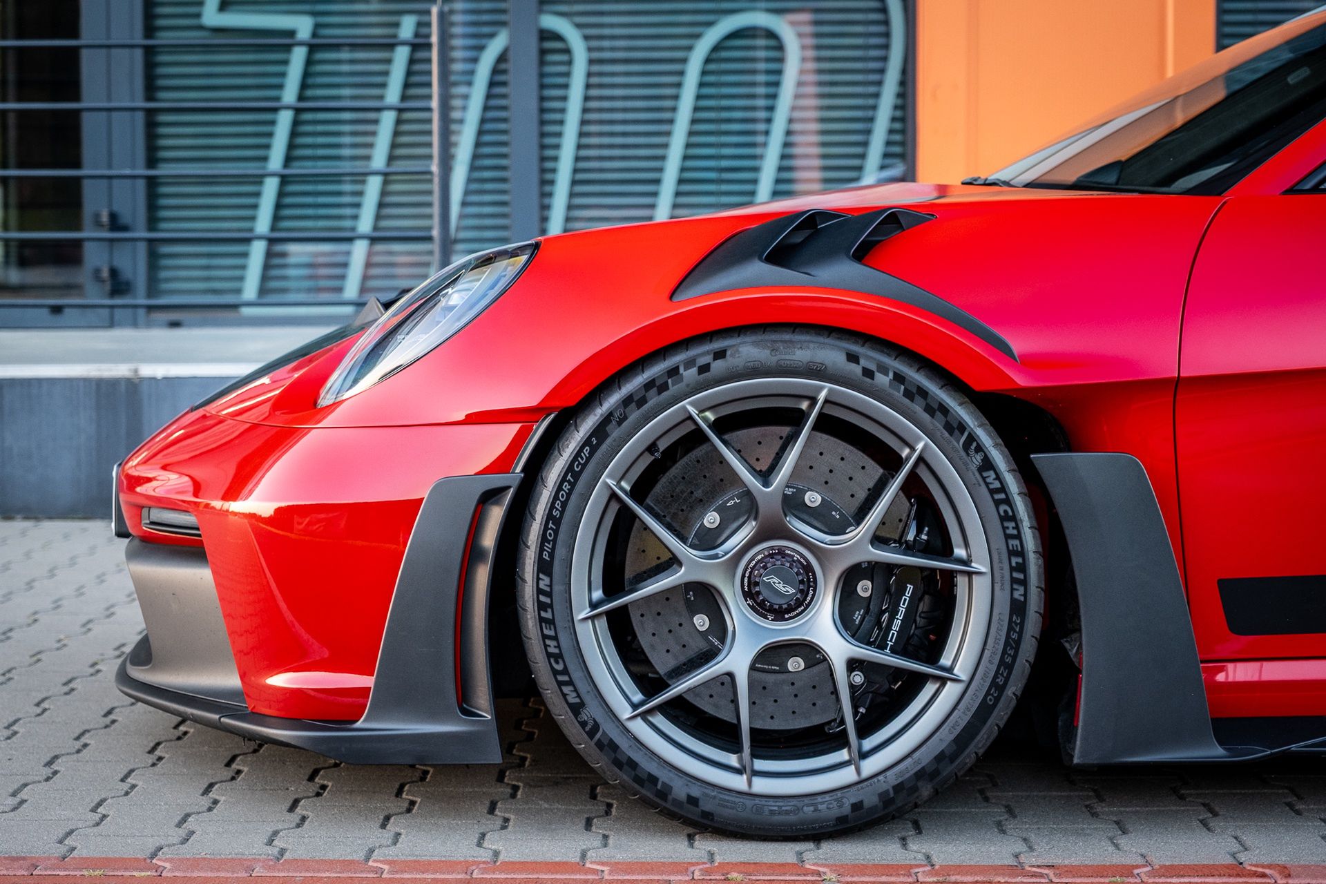 Porsche 911 GT3 RS 992