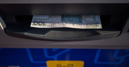 Ujemne oprocentowanie depozytów. Prezes KNF krytykuje pomysł banków
