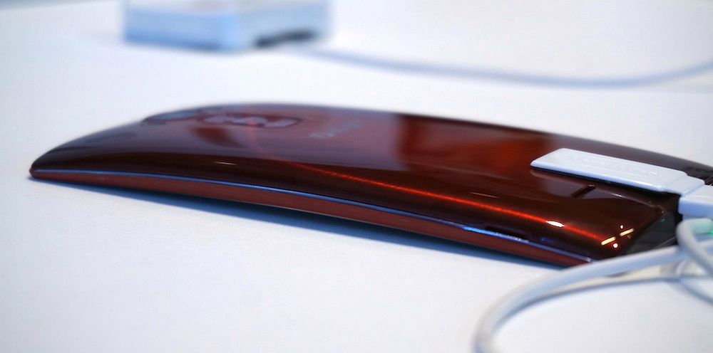 LG G Flex 2: odważny eksperyment zmienił się w dojrzałe urządzenie 4