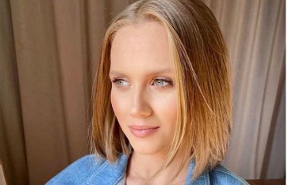 Burza po wpisie Agnieszki Kaczorowskiej o "modzie na brzydotę". Teraz przeprasza