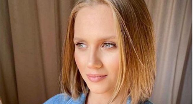 Burza po wpisie Agnieszki Kaczorowskiej o "modzie na brzydotę". Teraz przeprasza