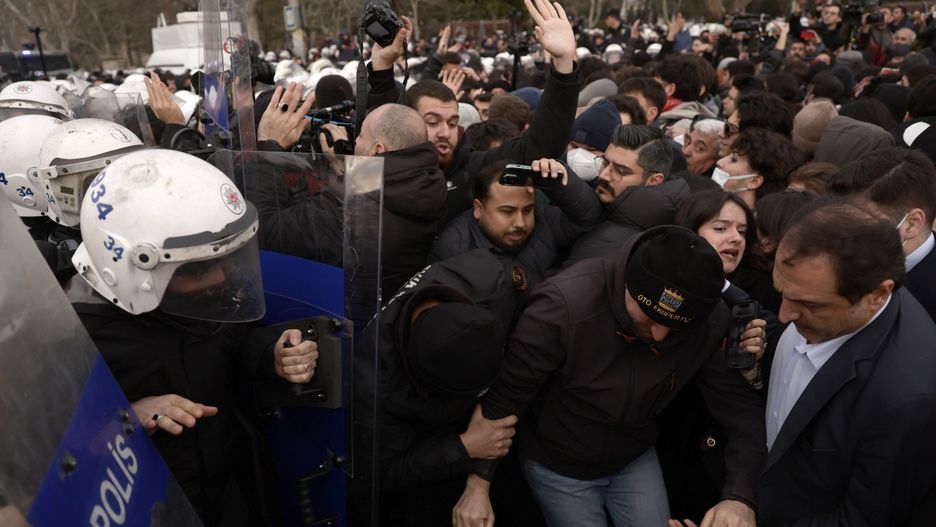 Turecka policja blokuje marsze protestujących 