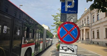 Trwają przygotowania do Tour de Pologne Women w centrum Lublina. Auta zaparkowane w tym miejscu będą odholowane!